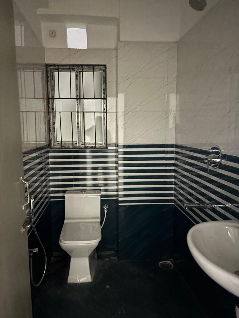 Semi Furnished 2bhk in Betkuchi, AHOM GAON, Guwahati, Assam, India for Rent